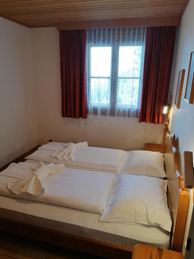 Deutschberg Gerlitzen Ferienappartement Paul Im Ski- Und Wandergebiet, Kanzelhoehe, Ossiacher See מראה חיצוני תמונה