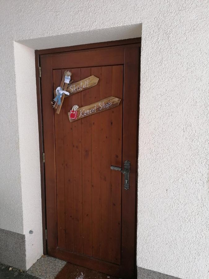 Deutschberg Gerlitzen Ferienappartement Paul Im Ski- Und Wandergebiet, Kanzelhoehe, Ossiacher See מראה חיצוני תמונה