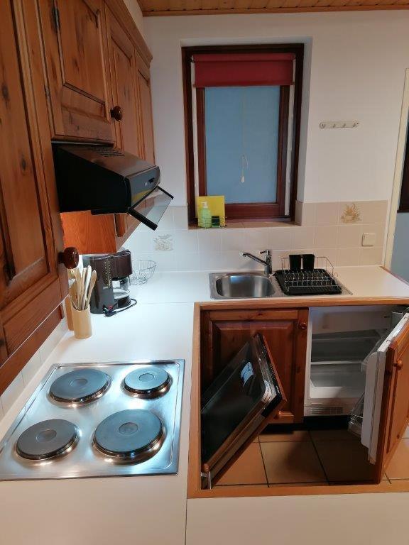 Deutschberg Gerlitzen Ferienappartement Paul Im Ski- Und Wandergebiet, Kanzelhoehe, Ossiacher See מראה חיצוני תמונה